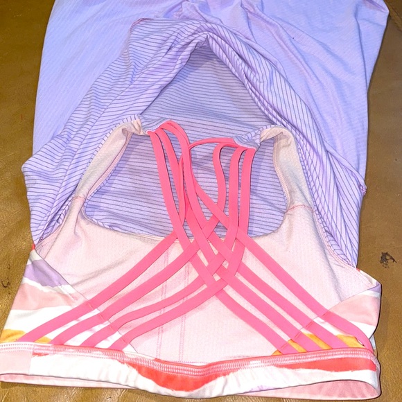 Lululemon - Picture 5 of 5